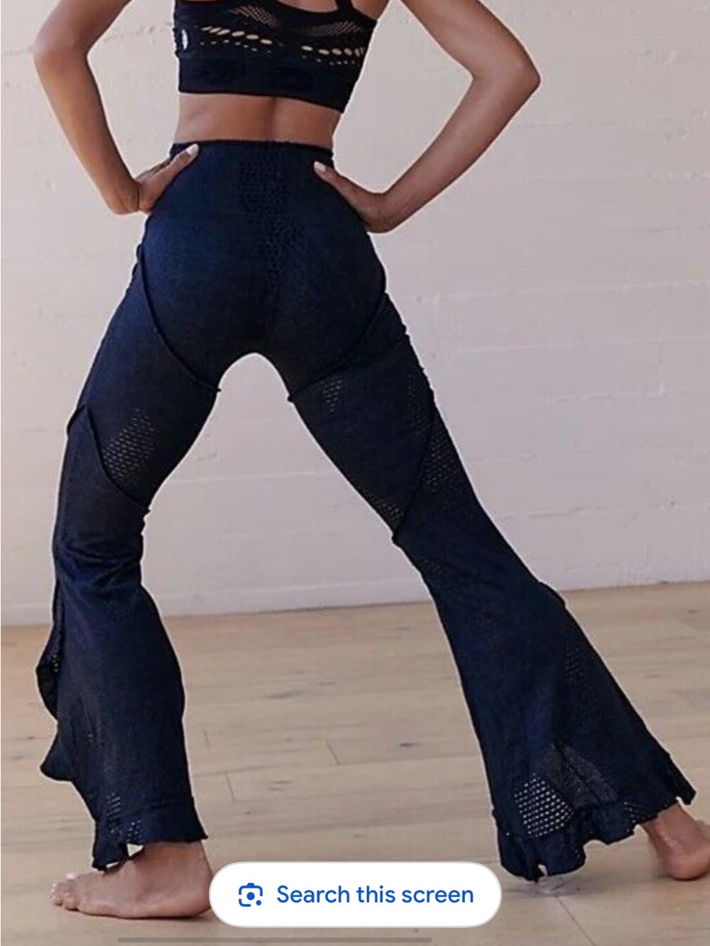 NWOT Free People Movement Now You See Me Flares Leggings
Pants in dark gray XS